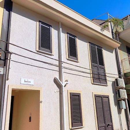 B&B Flavilla Santa Flavia Εξωτερικό φωτογραφία