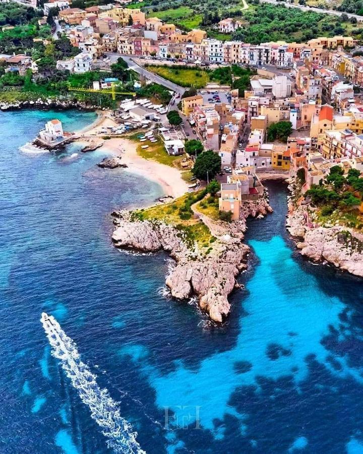 B&B Flavilla Santa Flavia Εξωτερικό φωτογραφία