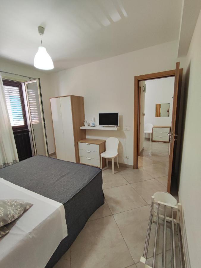 B&B Flavilla Santa Flavia Εξωτερικό φωτογραφία