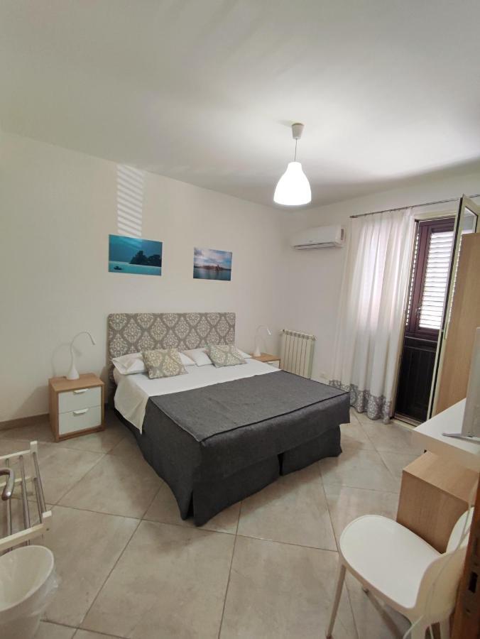 B&B Flavilla Santa Flavia Εξωτερικό φωτογραφία
